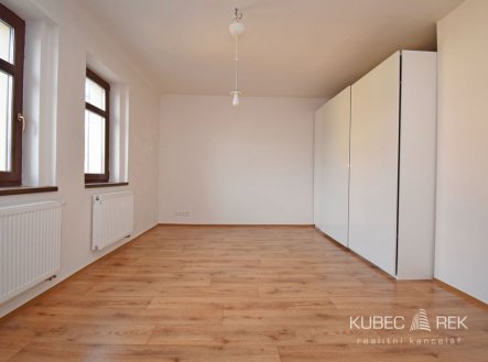 Pronájem bytu, 2+kk, 76 m²