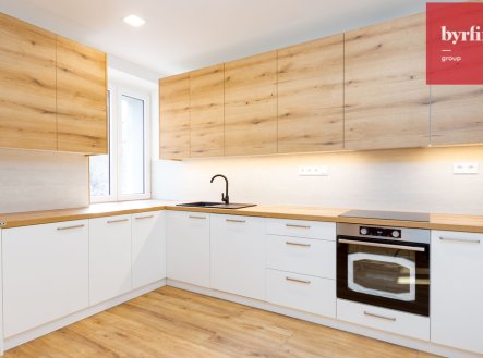 Pronájem bytu, 2+1, 65 m² obrázek