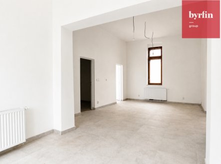 Pronájem obchodní prostory, 84 m²