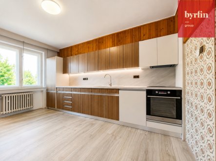 Pronájem domu/vily, 200 m²