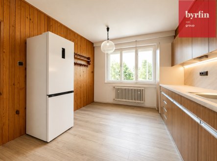 Pronájem domu/vily, 200 m²