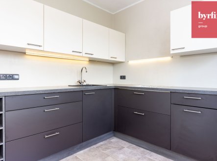 Pronájem bytu, 2+1, 62 m²