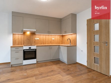 Pronájem bytu, 1+kk, 38 m²