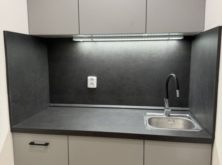 Pronájem bytu, 1+kk, 26 m²