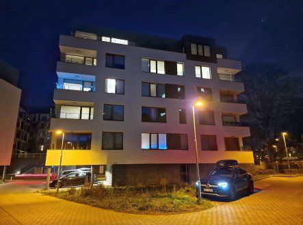Pronájem bytu, 2+kk, 46 m²