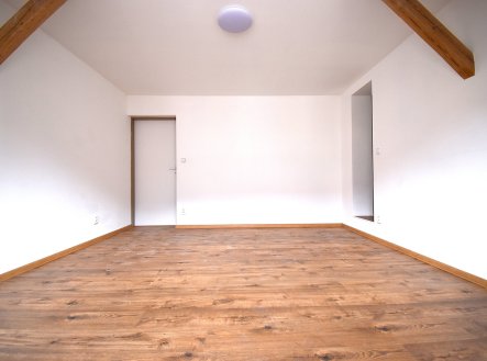 Pronájem bytu, 3+kk, 86 m²