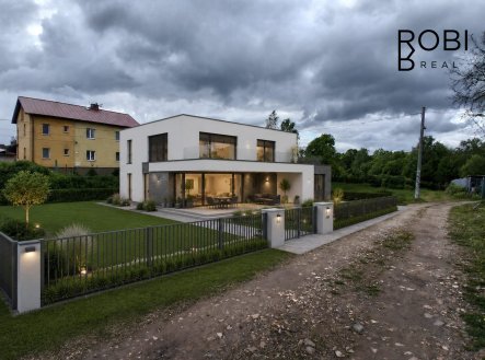 Prodej pozemku pro bydlení, 811 m²