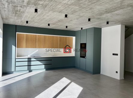 Prodej domu/vily, 161 m² obrázek