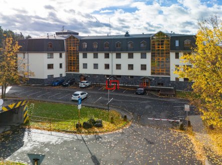 Prodej komerčního objektu, jiný, 61 m²