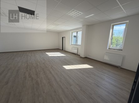 Pronájem jiné komerční nemovitosti, 80 m²