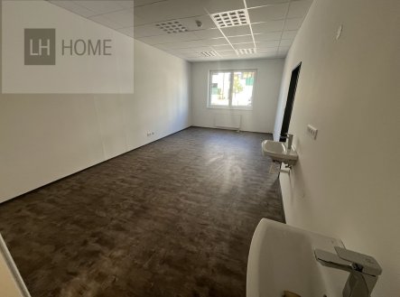 Pronájem jiné komerční nemovitosti, 80 m² obrázek