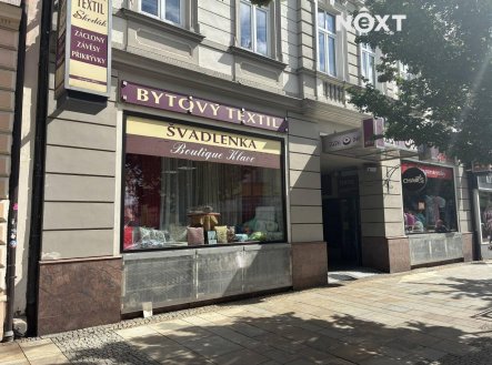 Pronájem komerčního objektu, obchodní centrum, 230 m²