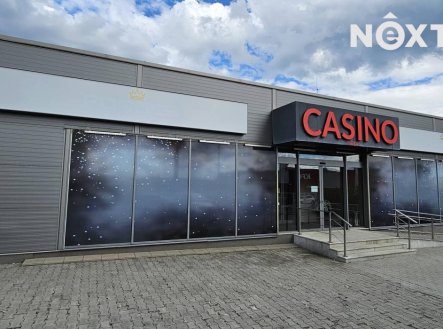 Pronájem komerčního objektu, obchodní centrum, 439 m²