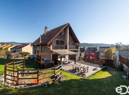 Prodej domu/vily, 300 m²