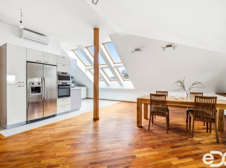 Prodej domu/vily, 400 m²