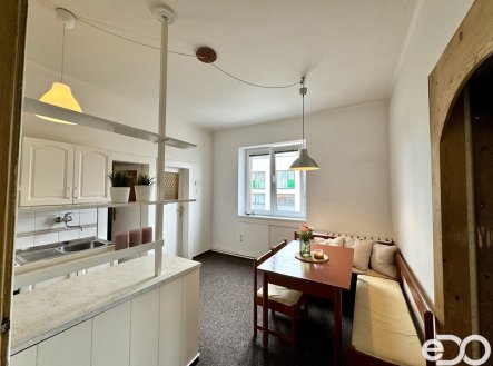Pronájem bytu, 2+1, 85 m² obrázek