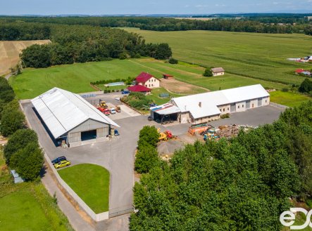 Pronájem skladu, 766 m²