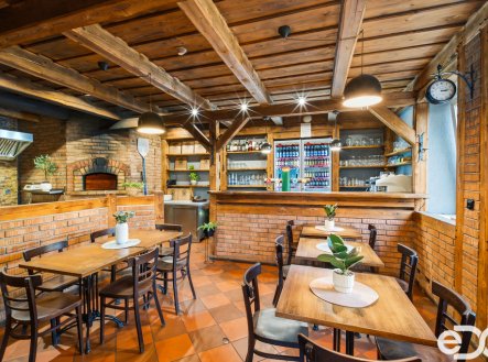 Prodej restaurace, 216 m²