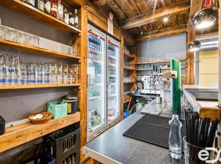 Pronájem restaurace, 216 m²