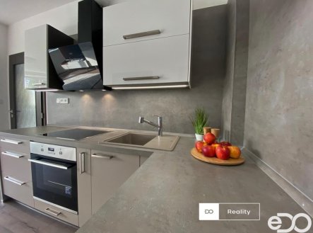 Pronájem bytu, 2+kk, 69 m²