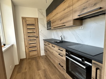Pronájem bytu, 3+kk, 70 m²