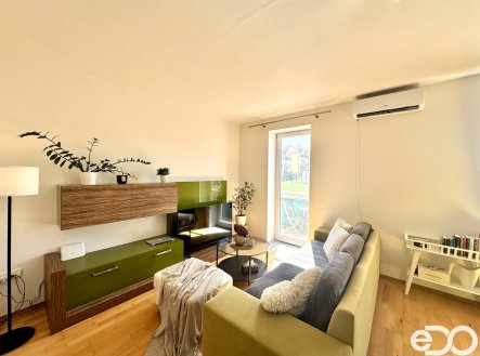 Pronájem bytu, 2+kk, 53 m²