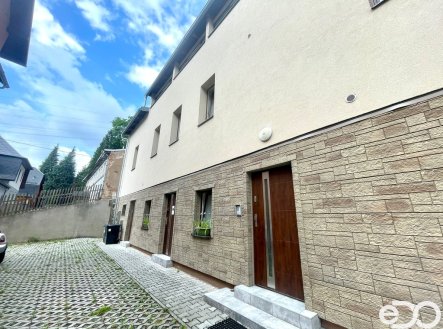 Pronájem bytu, 3+kk, 70 m²
