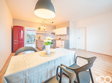 Pronájem bytu, 2+1, 93 m²