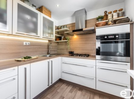 Prodej bytu, 3+kk, 65 m²