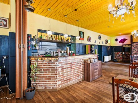 Pronájem restaurace, 264 m²