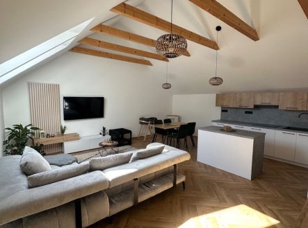 Pronájem bytu, 3+kk, 68 m²