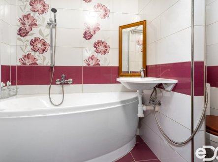 Pronájem bytu, 2+1, 60 m²