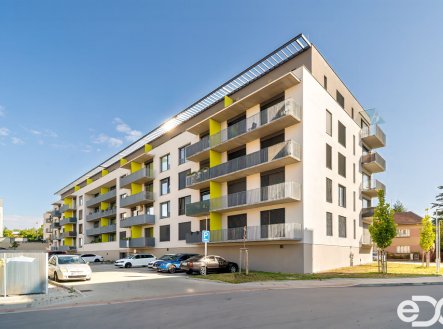 Pronájem bytu, 2+kk, 50 m²