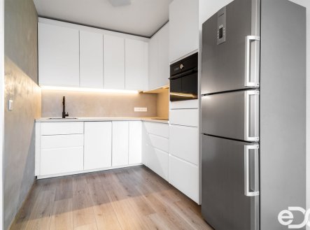 Pronájem bytu, 2+kk, 50 m²