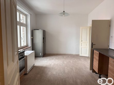 Pronájem bytu, 2+1, 97 m²
