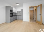 Pronájem bytu, 2+kk, 74 m²