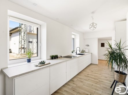 Prodej domu/vily, 213 m²