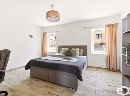 Prodej domu/vily, 213 m²