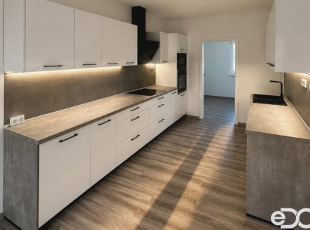 Prodej bytu, 2+kk, 1 631 m²