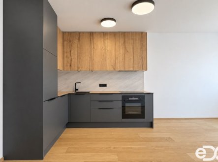 Pronájem bytu, 2+kk, 61 m²