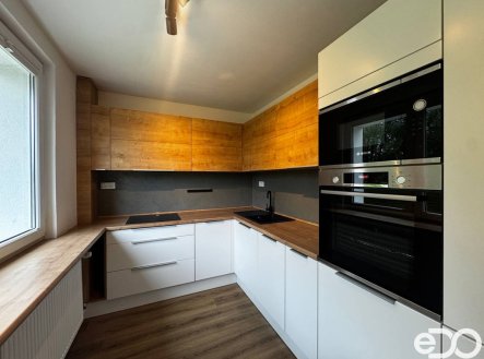 Pronájem bytu, 3+1, 76 m²