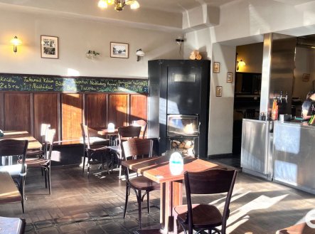 Pronájem restaurace, 402 m²