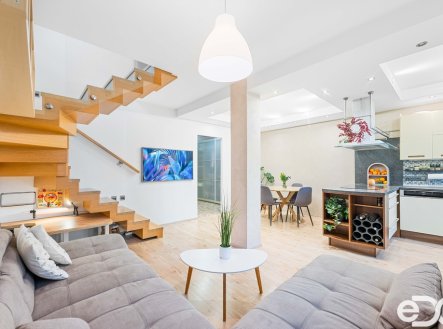 Prodej bytu, 3+kk, 124 m²