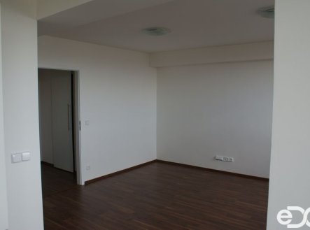 Pronájem bytu, 2+kk, 64 m²