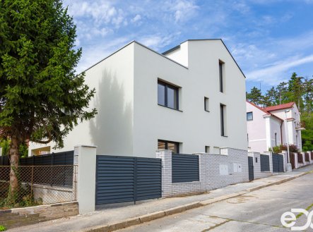 Prodej domu/vily, 375 m²
