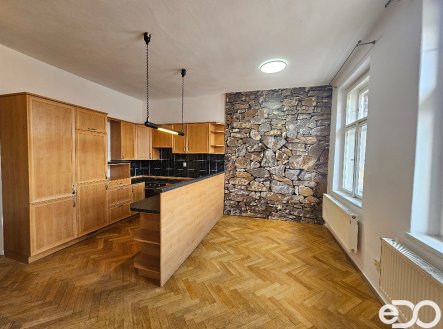 Pronájem bytu, 2+kk, 73 m²
