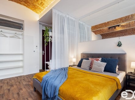 Pronájem bytu, 1+kk, 32 m²