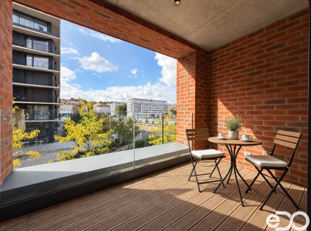 Pronájem bytu, 2+kk, 64 m²