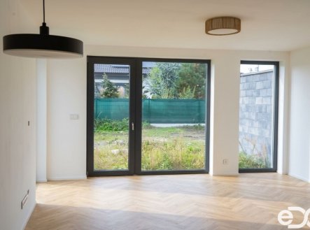 Pronájem bytu, 4+kk, 98 m²