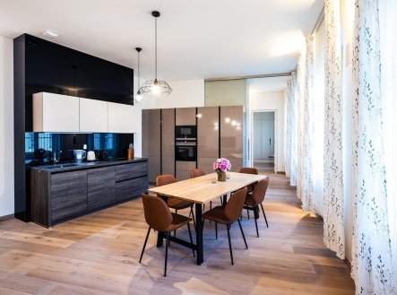 Pronájem bytu, 3+kk, 123 m²